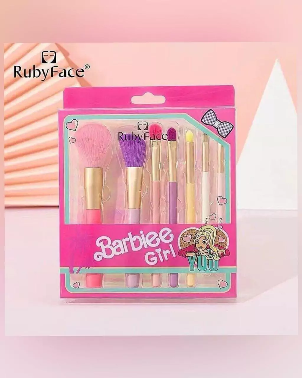 SET DE BROCHAS DISEÑO BARBIE - RUBY FACE